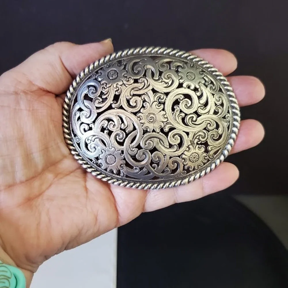 Western Silver Tone Filigree Floral Oval Belt Buckle Ornate Rope Edge Cowgirl